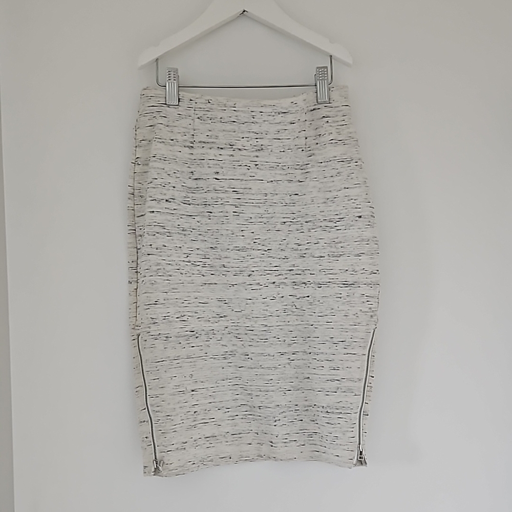 WILFRED ARITZIA SIZE 4 Pencil Midi Skirt for Work